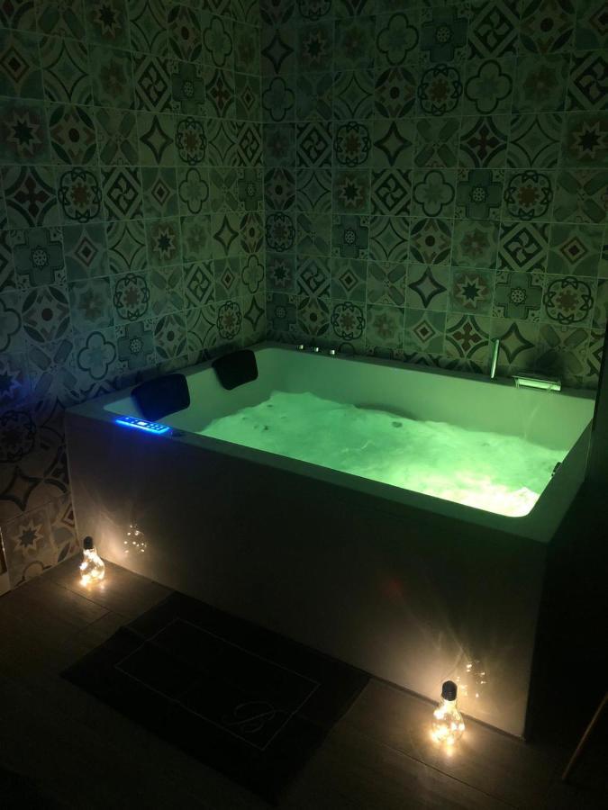 Les Pieds Dans L'Eau Aloha Apartamento Corné Exterior foto